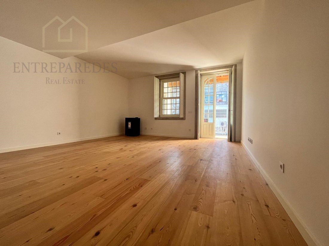 Apartment in Cedofeita, Santo Ildefonso, Se, Miragaia, Sao Nicolau e Vitoria, Porto District, Portugal 2 - 15118803