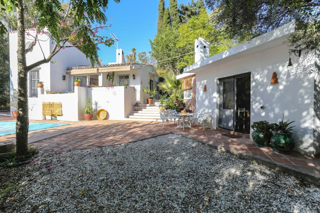 Villa in Estepona, Andalusia, Spain 3 - 16851343