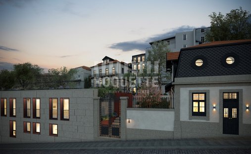 Apartment in Cedofeita, Santo Ildefonso, Se, Miragaia, Sao Nicolau e Vitoria, Porto District, Portugal 1