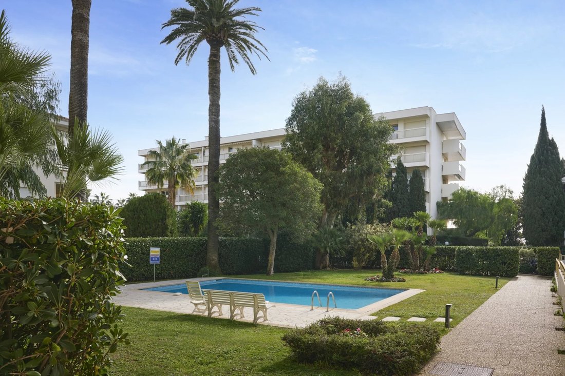 Apartment in Cannes, Provence-Alpes-Côte d'Azur, France 2 - 16844655