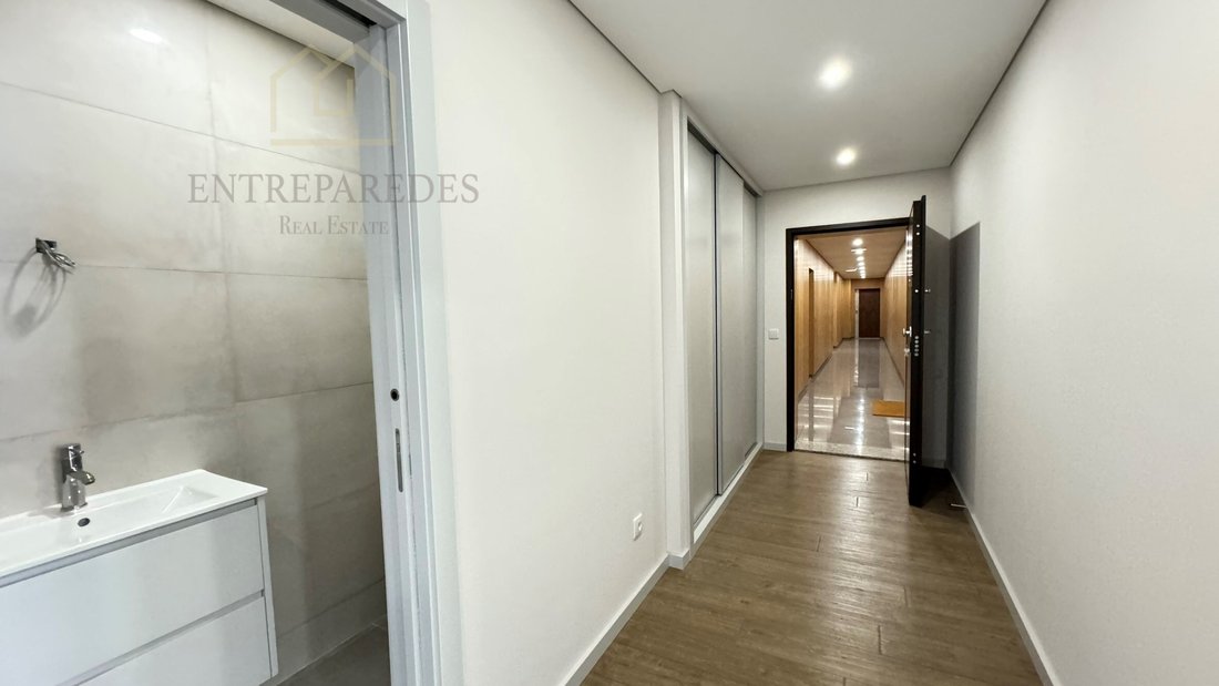 Apartment in Cedofeita, Santo Ildefonso, Se, Miragaia, Sao Nicolau e Vitoria, Porto District, Portugal 4 - 14318770