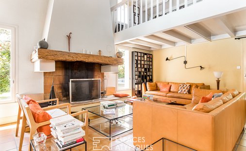 Early 20th Century Character Château In The Heart Of The Quercy Blanc