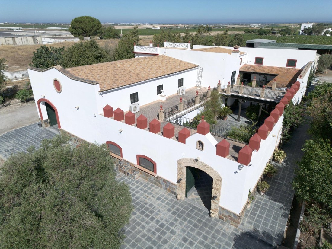 Finca en Sanlúcar de Barrameda, Andalucía, España 1 - 16851661