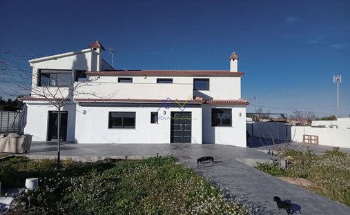 Haus in Santa Oliva, Katalonien, Spanien 1