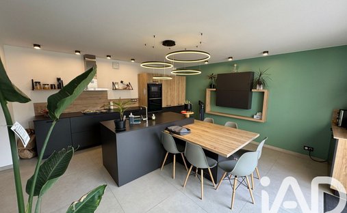 19 Th C. Chateau With Outbuildings And Pool