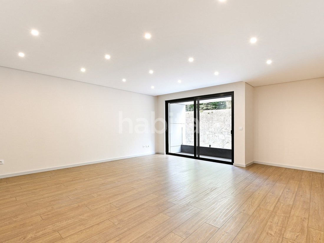 Apartment in Cedofeita, Santo Ildefonso, Se, Miragaia, Sao Nicolau e Vitoria, Porto District, Portugal 1 - 16322823
