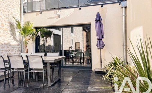 19 Th C. Chateau With Outbuildings And Pool