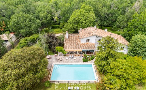 Early 20th Century Character Château In The Heart Of The Quercy Blanc