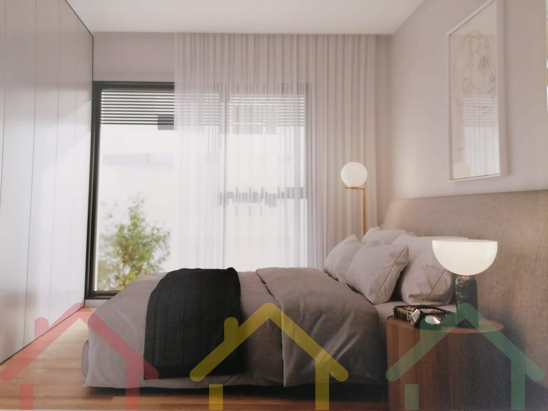 Apartment in Cedofeita, Santo Ildefonso, Se, Miragaia, Sao Nicolau e Vitoria, Porto District, Portugal 4 - 16845369