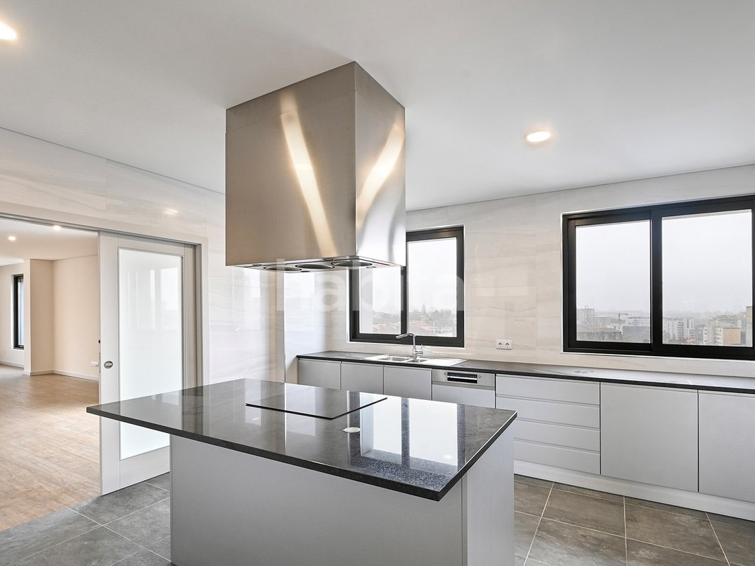 Apartment in Cedofeita, Santo Ildefonso, Se, Miragaia, Sao Nicolau e Vitoria, Porto District, Portugal 2 - 15215041
