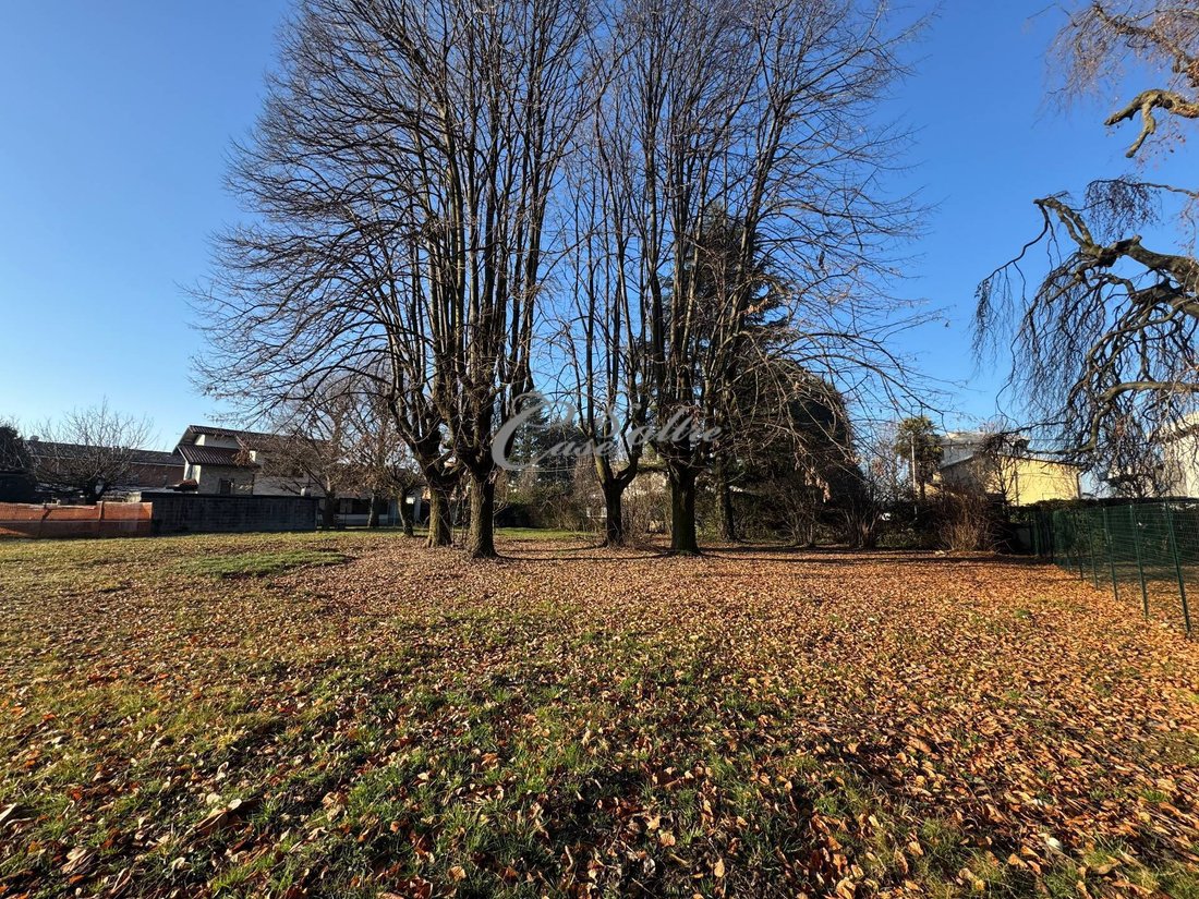 Land in Rovellasca, Lombardy, Italy 4 - 16847129