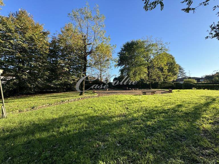 Land in Carimate, Lombardy, Italy 1 - 16847115