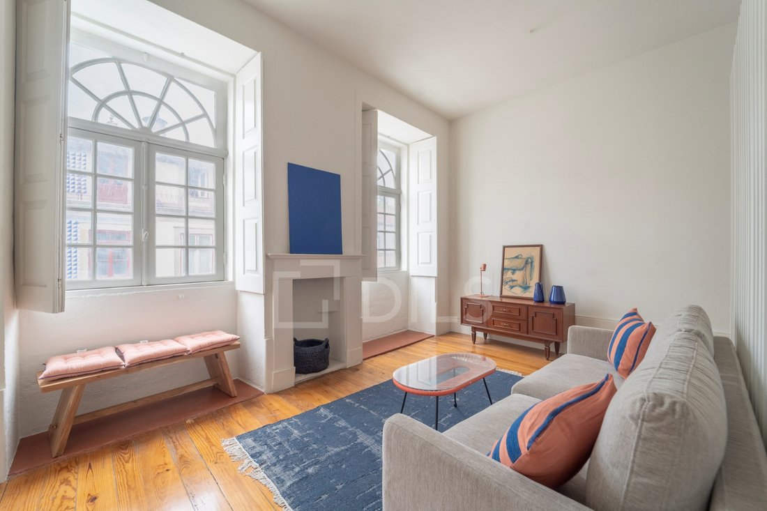 Apartment in Cedofeita, Santo Ildefonso, Se, Miragaia, Sao Nicolau e Vitoria, Porto District, Portugal 1 - 16845279