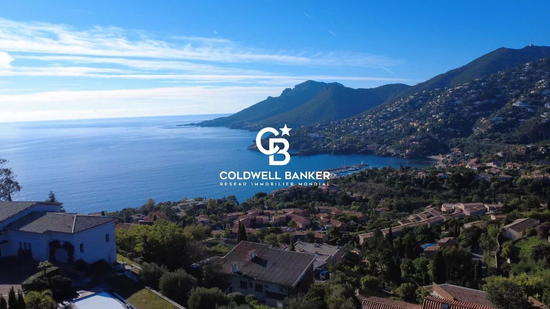 Villa in Théoule-sur-Mer, Provence-Alpes-Côte d'Azur, France 3 - 15400008