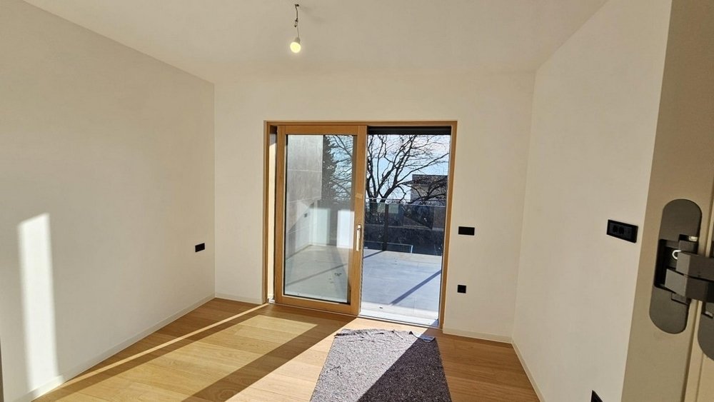 Apartment in Mjesni odbor Luka, Grad Rijeka, Primorje-Gorski Kotar County 5 - 16849043