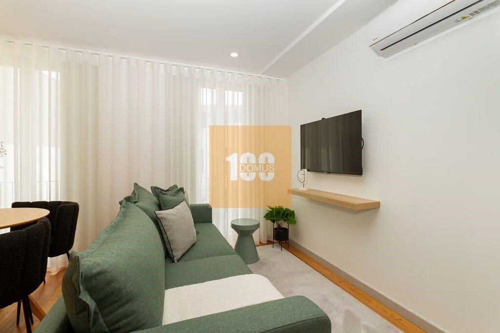 Apartamento en Cedofeita, Santo Ildefonso, Sé, Miragaia, São Nicolau e Vitória, Distrito de Oporto, Portugal 2 - 16845311