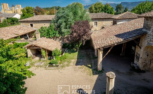 Castle for Sale in Valence, Auvergne-Rhône-Alpes, France