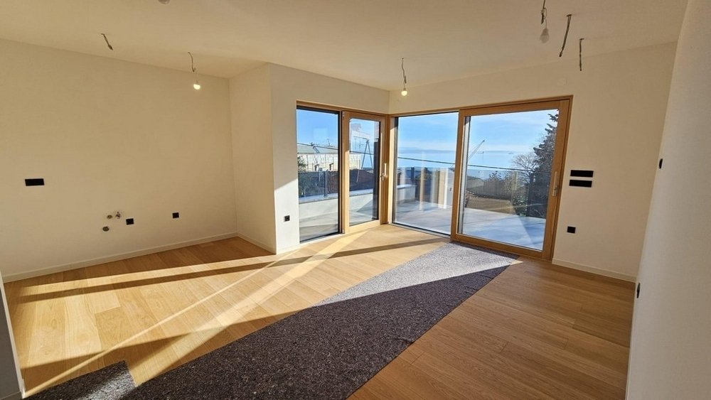 Apartment in Mjesni odbor Luka, Grad Rijeka, Primorje-Gorski Kotar County 3 - 16849047