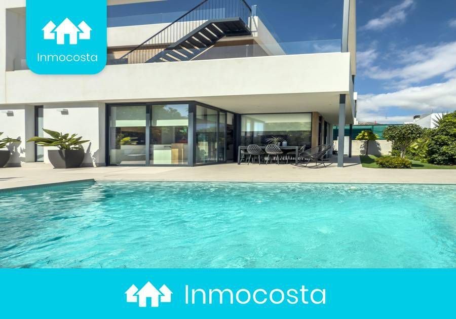 Chalet in Finestrat, Valencian Community, Spain 1 - 16851102