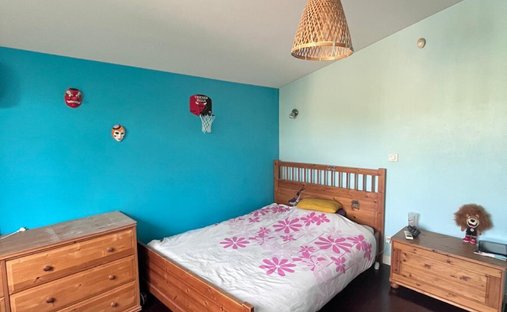 Splendid 19th Century Château, Renovated And Full Of Timeless Charm, Located Just Outside Bordeaux