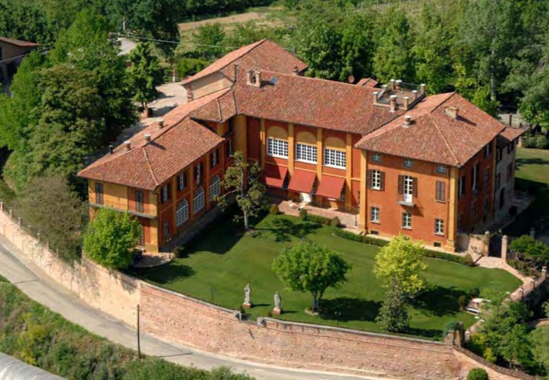 Château à San Damiano d'Asti, Piémont, Italie 2 - 16846236
