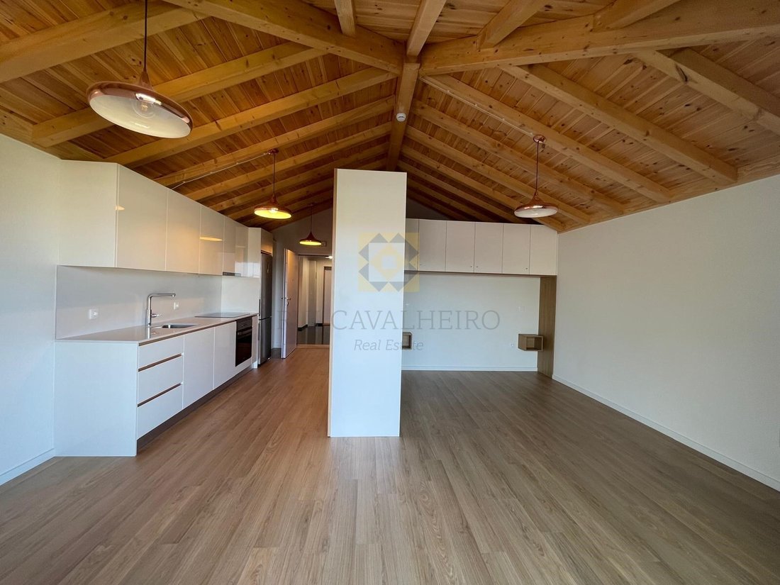 Apartment in Cedofeita, Santo Ildefonso, Se, Miragaia, Sao Nicolau e Vitoria, Porto District, Portugal 5 - 16845286