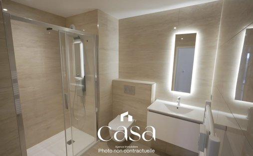 Manor House And Its Annexes Near Deauville