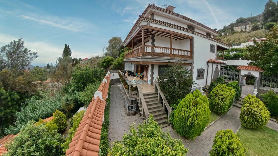 Villa in Santa Brigida, Canary Islands, Spain 4 - 16851312