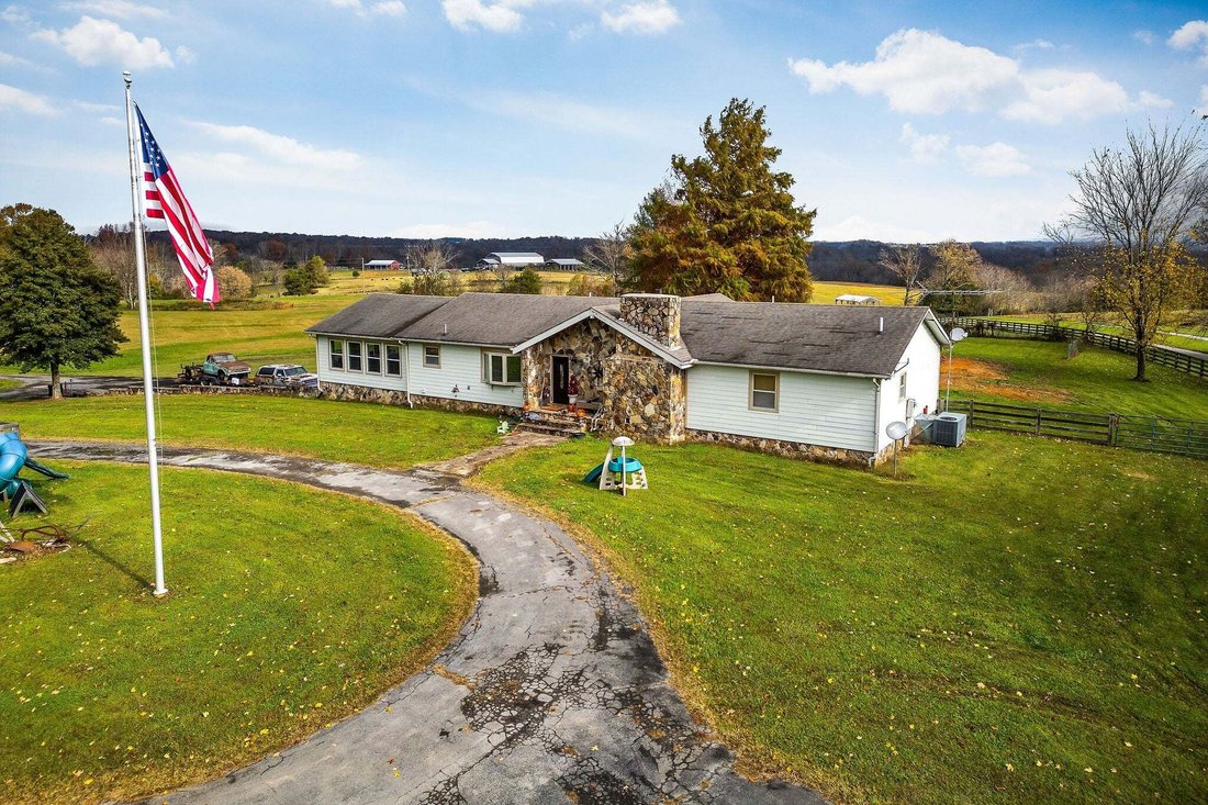 House in Smithville, Tennessee, United States 2 - 16844312