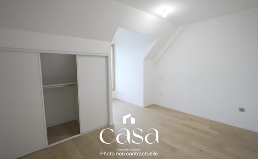 Manor House And Its Annexes Near Deauville