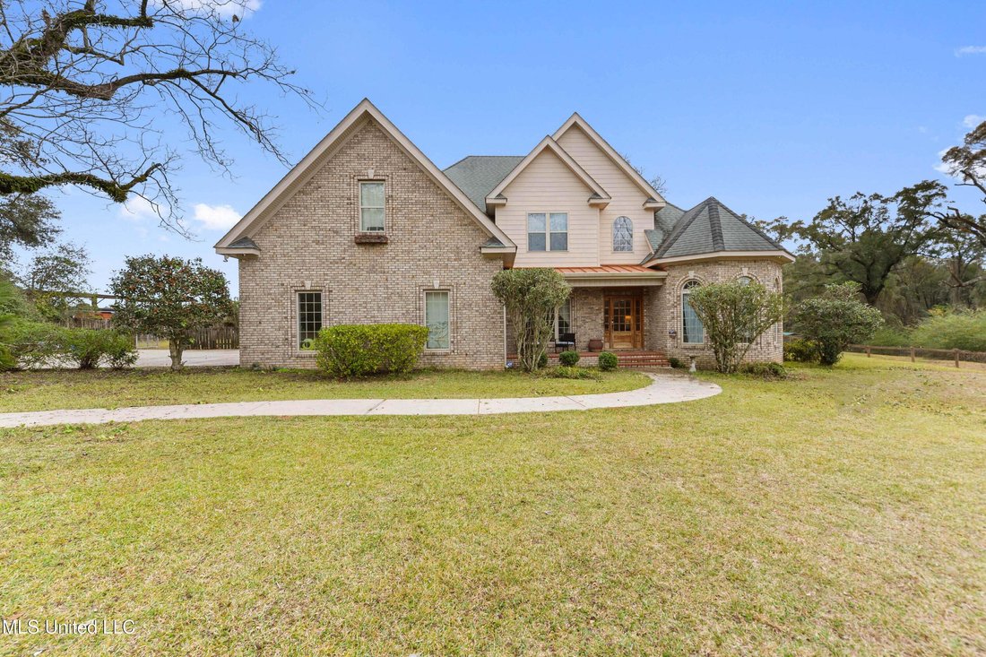 House in Lucedale, Mississippi, United States 1 - 16845206