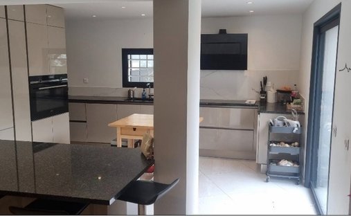 Castle for Sale in Aubagne, Provence-Alpes-Côte d'Azur, France