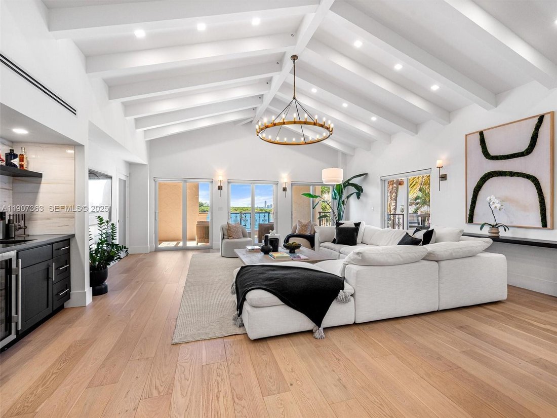 Condo in Miami Beach, Florida, United States 2 - 16639084