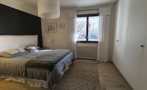 Castle for Sale in Carpentras, Provence-Alpes-Côte d'Azur, France