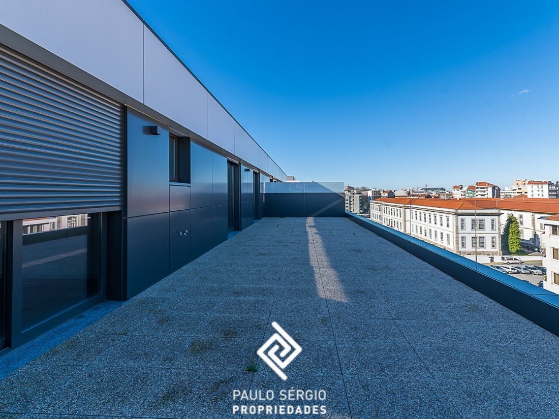 Apartment in Cedofeita, Santo Ildefonso, Se, Miragaia, Sao Nicolau e Vitoria, Porto District, Portugal 1 - 16845251