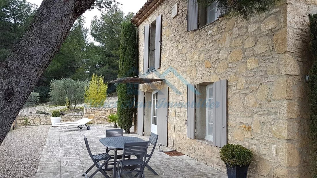 Villa in Mouriès, Provence-Alpes-Côte d'Azur, France 2 - 15023873