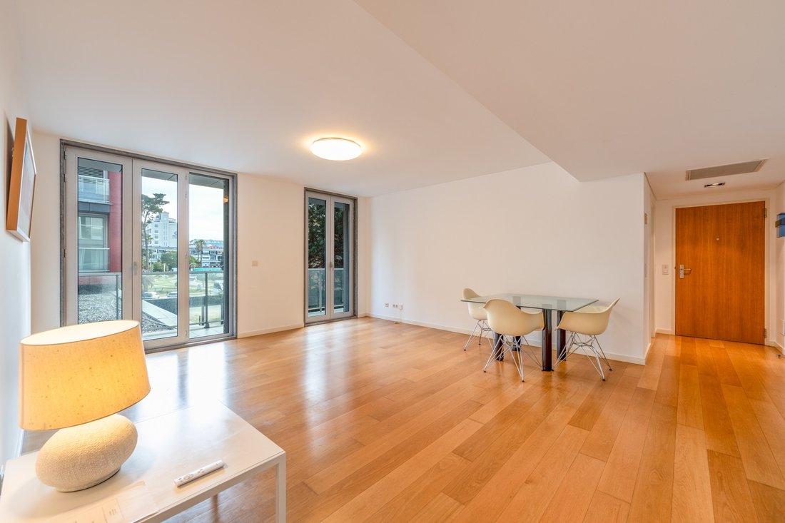 Apartment in Estoril, Cascais e Estoril, Lisbon 3 - 16847865
