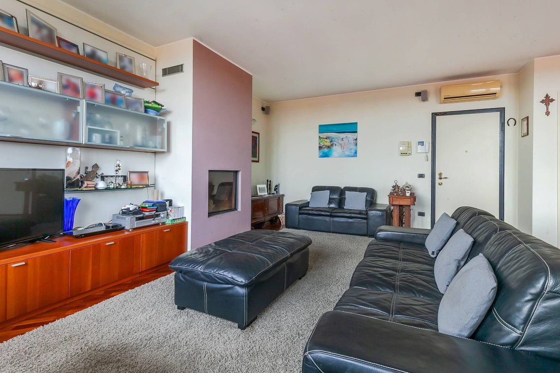 Apartment in Peschiera Borromeo, Lombardy, Italy 3 - 16847084