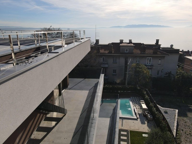 Apartment in Mjesni odbor Luka, Grad Rijeka, Primorje-Gorski Kotar County 4 - 16849037