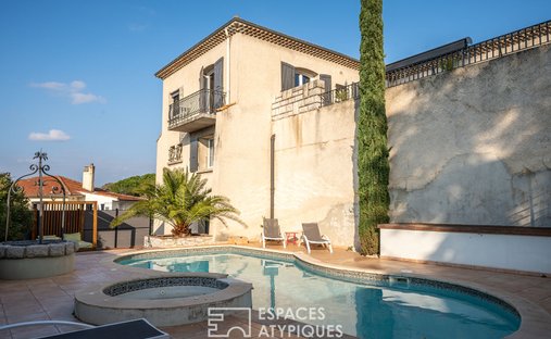 Castle for Sale in Valence, Auvergne-Rhône-Alpes, France