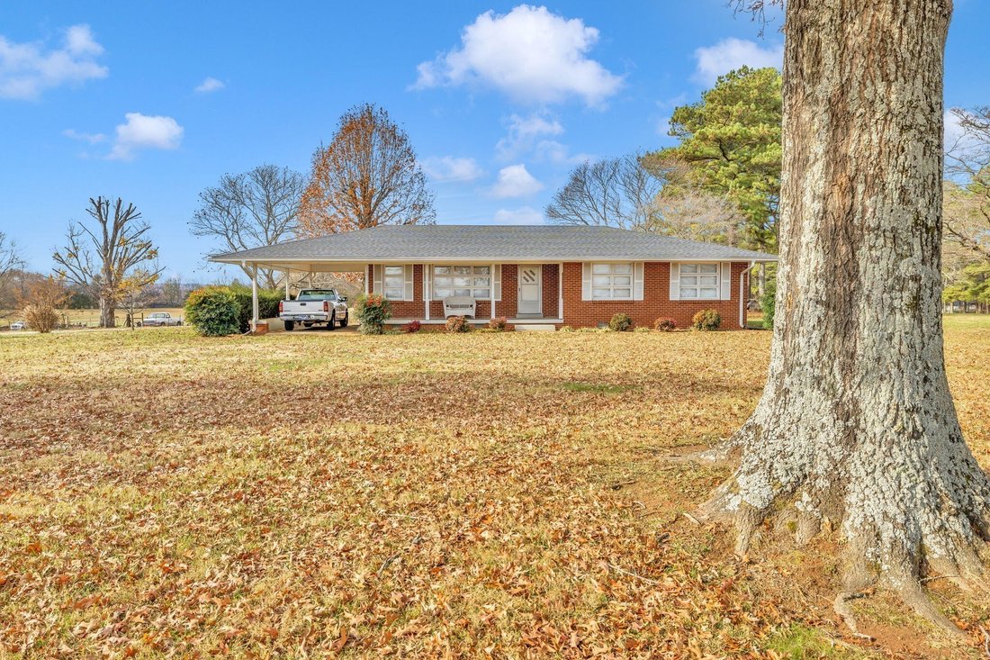 House in Columbia, Tennessee, United States 3 - 16849477