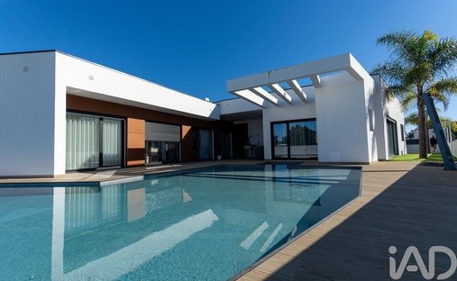 Townhouse in Setubal, Setubal, Portugal 1
