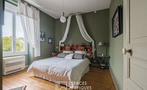 Castle for Sale in Niort, Nouvelle-Aquitaine, France