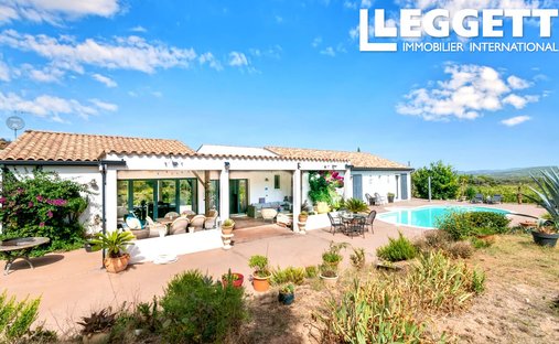 Occitanie Exceptional Property Of Approximately 307 Hectares