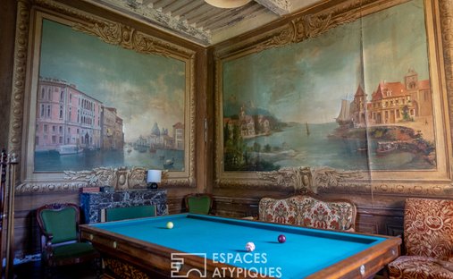 Castle for Sale in Valence, Auvergne-Rhône-Alpes, France