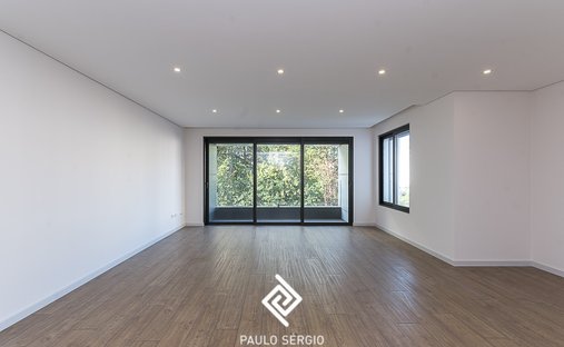 Apartment in Cedofeita, Santo Ildefonso, Se, Miragaia, Sao Nicolau e Vitoria, Porto District, Portugal 1