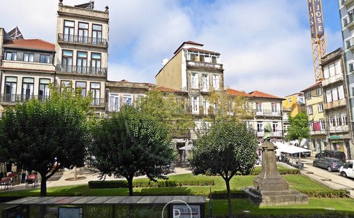 Apartment in Cedofeita, Santo Ildefonso, Se, Miragaia, Sao Nicolau e Vitoria, Porto District, Portugal 1
