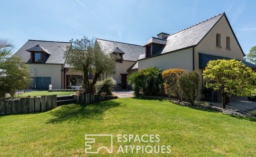 At The Gates Of Vitré Castle Of 12200 M² Land Of More Than 5 Ha - 5