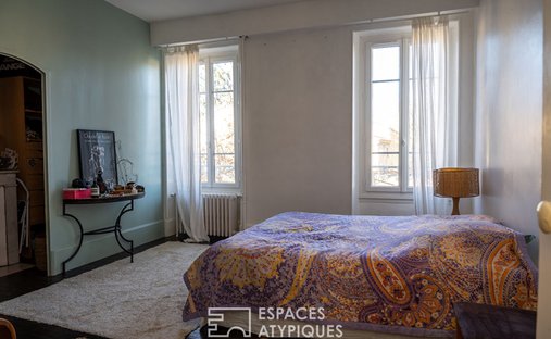 Castle for Sale in Valence, Auvergne-Rhône-Alpes, France