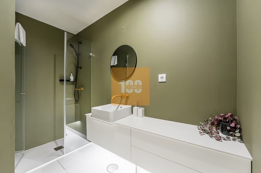 Apartment in Cedofeita, Santo Ildefonso, Se, Miragaia, Sao Nicolau e Vitoria, Porto District, Portugal 5 - 16845316